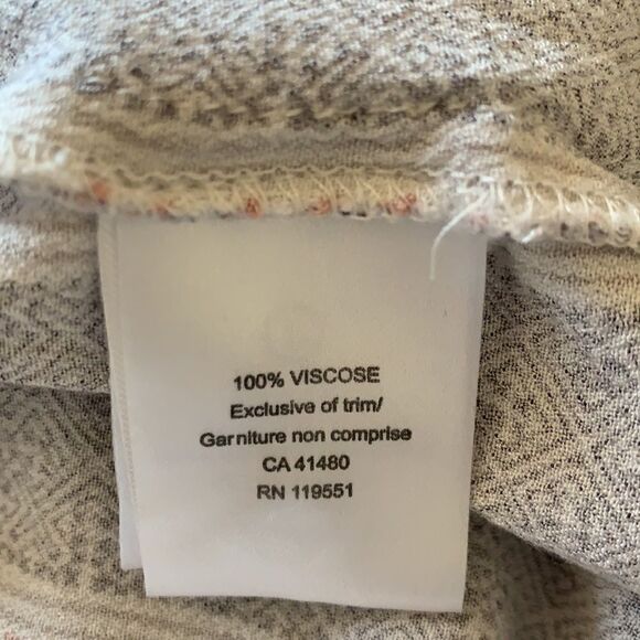 Breezy Striped Blouse - Picture 8 of 9